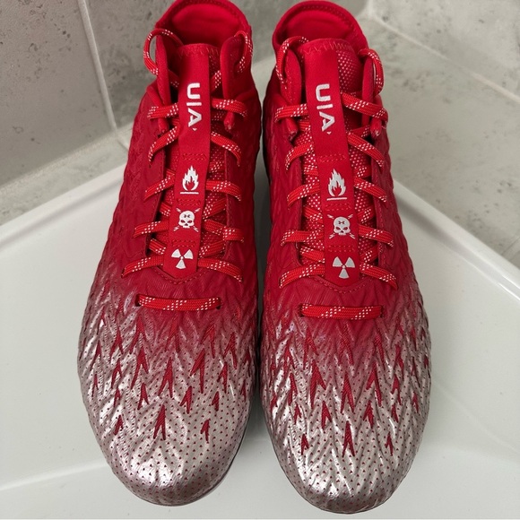 Under Armour Red and Silver Cleats Size 10 Men - Picture 4 of 13